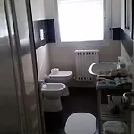 In A 2 Passi Dal Mare E Dal Centro Pesaro