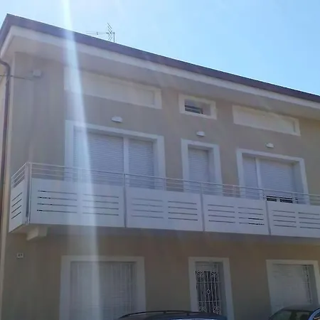 Apartment In A 2 Passi Dal Mare E Dal Centro Pesaro